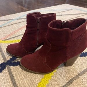 Burgundy red faux suede boots